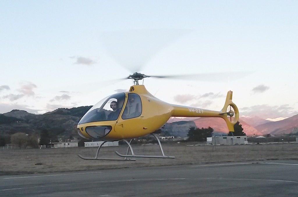 Assemblage d’un Hélicoptère CABRI